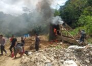 Polisi Susuri Hutan Demi Tertibkan Tambang Ilegal di Lanai