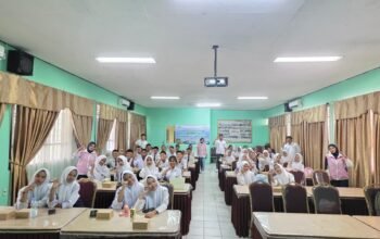 Generasi Muda Melek Digital, PLN Icon Plus Gelar Sharing Session “Hidup di Era Digital” di SMKN 5 Pekanbaru