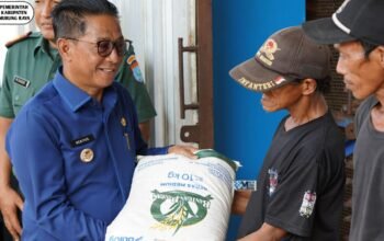 Bupati Heriyus Resmikan Penyaluran Bantuan Pangan Beras 2025 di Murung Raya