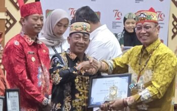 Bupati Murung Raya Terima Penghargaan Bangga Kencana, Dorong Keluarga Sehat dan Anak Bebas Stunting