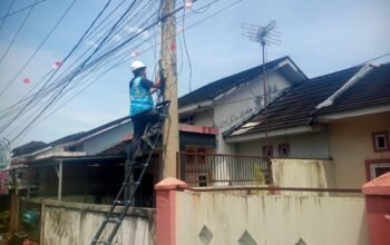 Pastikan Infrastruktur Internet Tetap Aman, PLN Icon Plus Rutin Lakukan Pemeliharaan Jaringan Fiber Optik di Marpoyan Damai