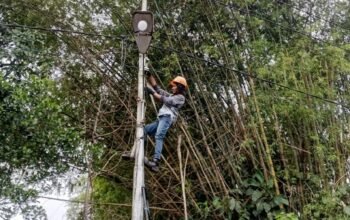 Jaga Kualitas dan Konsistensi Layanan Internet, PLN Icon Plus Lakukan Pemeliharaan Jaringan Fiber Optic di Jalur Bancah – Maninjau – Tanjung Sani