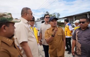 Bupati Solok dan Wakil Ketua Komisi VI DPR RI Tinjau Rencana Perbaikan Jalan Taratak Galundi