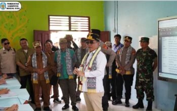Gubernur Kalteng dan Bupati Mura Tinjau Layanan Pendidikan dan Kesejahteraan di SMAN 1 Puruk Cahu