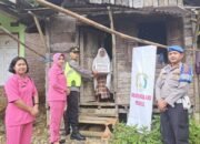 Tersentuh Duka Warga, Polsek Dua Koto Turun Langsung Bawa Bantuan ke Nagari Cubadak