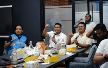 PLN Icon Plus Pastikan Kesiapan Operasional, Direksi Tinjau Kantor Gandul Saat Siaga Nataru