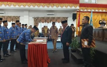 Bupati Yulianto Lantik 15 Pejabat Pimpinan Tinggi Pratama di Lingkungan Pemkab Pasbar