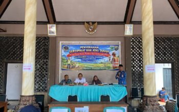 Penyerahan 500 Sertipikat PTSL TA 2025 di Desa Banjarejo, Kecamatan Ngantang