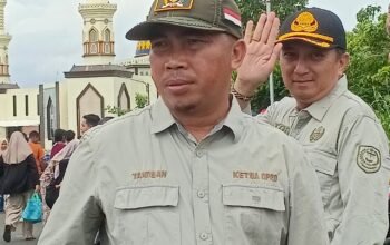 Ketua DPRD Pulang Pisau Tinjau Pasar Ramadan, Pastikan Aktivitas Pedagang Lancar