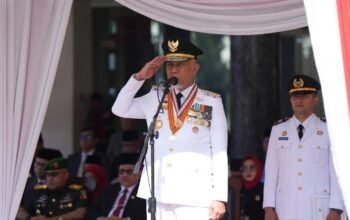 Pimpin Upacara Hari Otonomi Daerah Tingkat Provinsi, Gubernur Mahyeldi Tekankan Pentingnya Inovasi dan Kemandirian Daerah