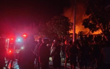 Dua Rumah Warga di Santur Sawahlunto Ludes Terbakar, Diduga Akibat Korsleting Listrik