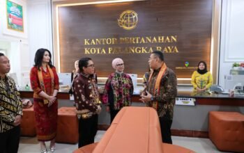 Wamen Ossy Tinjau Kantah Kota Palangkaraya: Ingin Layanan Pertanahan Semakin Memudahkan Masyarakat
