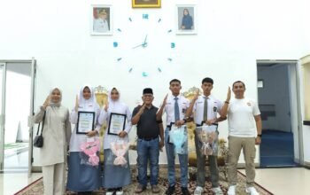 Bupati Yulianto Apresiasi Perjuangan Empat Pelajar Pasbar di Seleksi Paskibraka Tingkat Sumbar