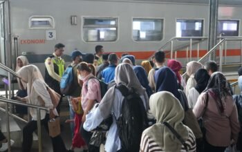 Penumpang KA Pariaman Ekspres Tembus 140%, KAI Divre II Sumbar Layani 23 Ribu Pelanggan pada Libur Hari Buruh 2026