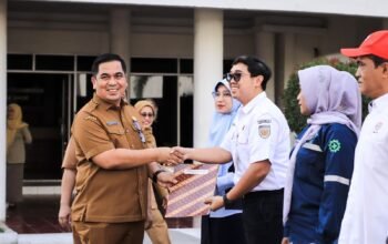 KAI Divre II Sumbar Raih Penghargaan Platinum P2HIV-AIDS Tingkat Nasional dari Kementerian Ketenagakerjaan RI