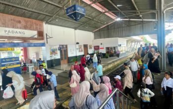 Yuk Rencanakan Perjalanan Libur Yesus Kristus, KAI Divre II Sumbar Sediakan Puluhan Ribu Tiket KA Lokal