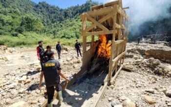 Satgas Anti ilegal mining Polres Solok Selatan tutup dua lokasi tambang