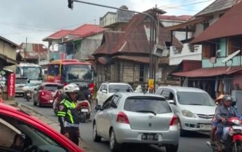 Satlantas Urai Kemacetan: Pengaturan Lalin Pasar Koto Baru – Simpang Batu Palano