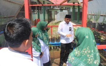 Kecerdasan Bisa Terkalahkan, Konsistensi Guru Mengantarkan Kehebatan : Pesan H. Hendri Pani Dias di MTsN 12 Tanah Datar