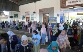 Pariaman Ekspres, Kereta Wisata Rakyat Menyusuri Keindahan Alam dan Budaya Pesisir Minangkabau