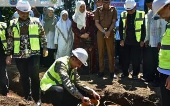 Wali Kota Sawahlunto Letakkan Batu Pertama Pembangunan Gedung Baru MIN 2 Talawi