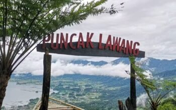 Puncak lawang