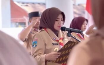 Ulfiyah Kukuhkan Pengurus Saka Kencana Situbondo, Perkuat Peran Pramuka dalam Edukasi Keluarga