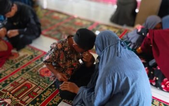 Air Mata di Gerbang Pesantren: Saat Orang Tua Menitipkan Amanah Terbesar Demi Masa Depan Anak
