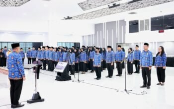 Ambil Sumpah 1.322 PNS Baru, Wamen Ossy: Ini Awal Tanggung Jawab sebagai ASN