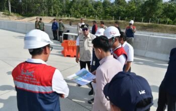 Tinjau Tol Bayung Lencir, Wapres Pastikan Konektivitas Sumatra Berjalan Optimal