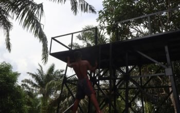 Atasi Kelangkaan Air Bersih Di Pesisir, Satgas TMMD KE-129 Kodim 0313/KPR Geber Program TMAB Di Pangkalan Terap