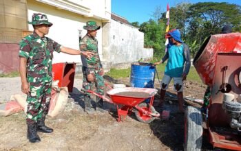 Danramil 09/Grogol Tinjau Langsung Proyek Talud di Lokasi TMMD Ke-129