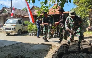 Sentuh Langsung Warga, Tmmd Reg Ke-129 Kodim 0726/Sukoharjo Bedah Rumah Rtlh Di Desa Parangjoro