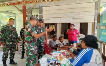 Sentuhan Kemanusiaan TMMD Ke-129, Satgas Kodim 1807/Sorong Selatan Gelar Pengobatan Gratis untuk Warga Kampung Sesor
