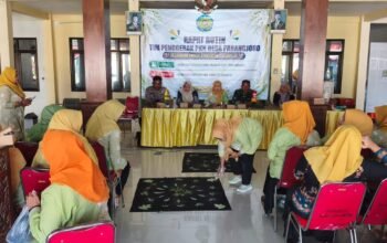 Cegah Narkoba Sejak Dini, Babinsa Parangjoro dan Polsek Sasar Ibu-ibu PKK Lewat TMMD Reg 129