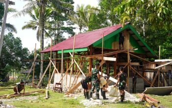 Pembangunan Rumah Semi Permanen TMMD Ke-129 Capai 58 Persen, Wujud Nyata Pengabdian TNI untuk Kesejahteraan Rakyat