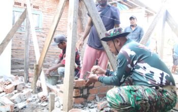 Pembangunan MCK di Dusun Kandau Masuki Tahap Pemasangan Batu Bata