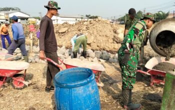 Bukti Nyata Satgas TMMD Reguler Ke-129 Bersinergi Bersama Masyarakat Bangun Talud