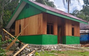 Demi Hunian Layak, Satgas TMMD Ke-129 Kodim 1807/Sorong Selatan Kejar Penyelesaian Akhir