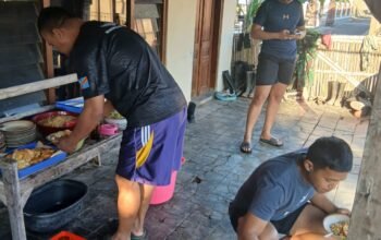Wujud Kasih Warga, Sarapan Pagi Untuk Satgas Tmmd Kodim 0726/Sukoharjo Di Desa Parangjoro