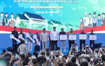 Hadiri Akad Massal 62.000 KPR Rumah Subsidi, Menteri Nusron: Legalitas Tanah Beri Kepastian bagi Masyarakat