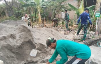 TMMD Bangun Pos Ronda di Desa Parangjoro untuk Keamanan dan Kebersamaan Warga