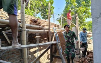 Pembangunan Mck Umum Di Lapangan Desa Parangjoro & Masjid Al-mubarok Jadi Sasaran Tmmd Ke-129 Kodim 0726/Skh