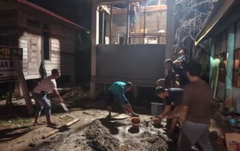 Semangat Gotong Royong Menerobos Malam, Pembangunan MCK Dusun 1 Terus Dipacu