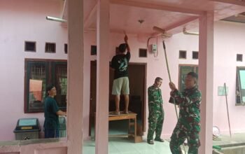 Sambut HUT RI ke-81 dan Jelang Penutupan TMMD, TNI-Warga Sulap Kantor Desa Baru Raharja Jadi Cantik