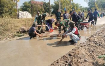 Semangat Gotong Royong, Satgas TMMD Bersama Warga Laksanakan Tahap Finishing