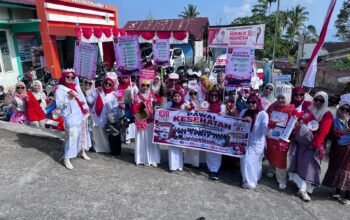 Karnaval HUT RI ke-81, Puskesmas Palembayan Tampilkan Kreativitas Sambil Edukasi Masyarakat