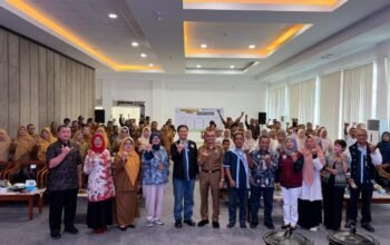Forum Bank Sampah Kabupaten Solok Resmi Dikukuhkan, AQUA dan PKBI Sumbar Dorong Ekonomi Sirkular dari Sumber