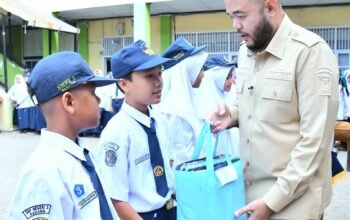Pemko Padang Tegaskan Sekolah Dilarang Jual LKS kepada Siswa