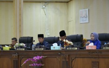 Tujuh Fraksi DPRD Agam Sepakat Sempurnakan Ranperda Pelayanan Publik, Hindari Multitafsir